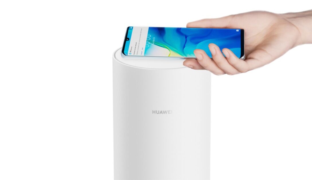 HUAWEI WiFi Mesh con tecnologías compartidas de Huawei: tecnología NFC para una conexión de red aún más fácil.  sin contraseñas